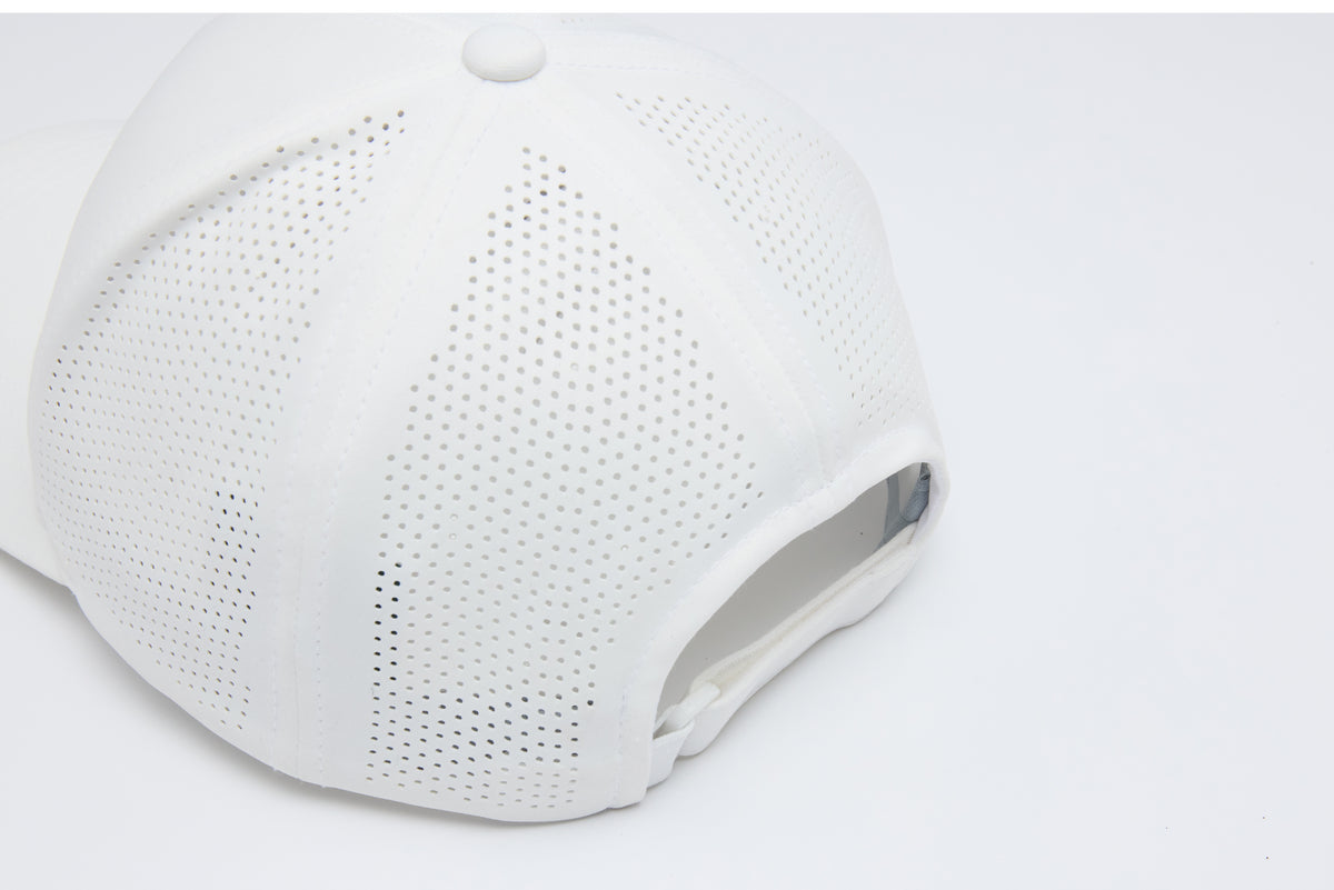 FAIRWAY CREST™ Cap