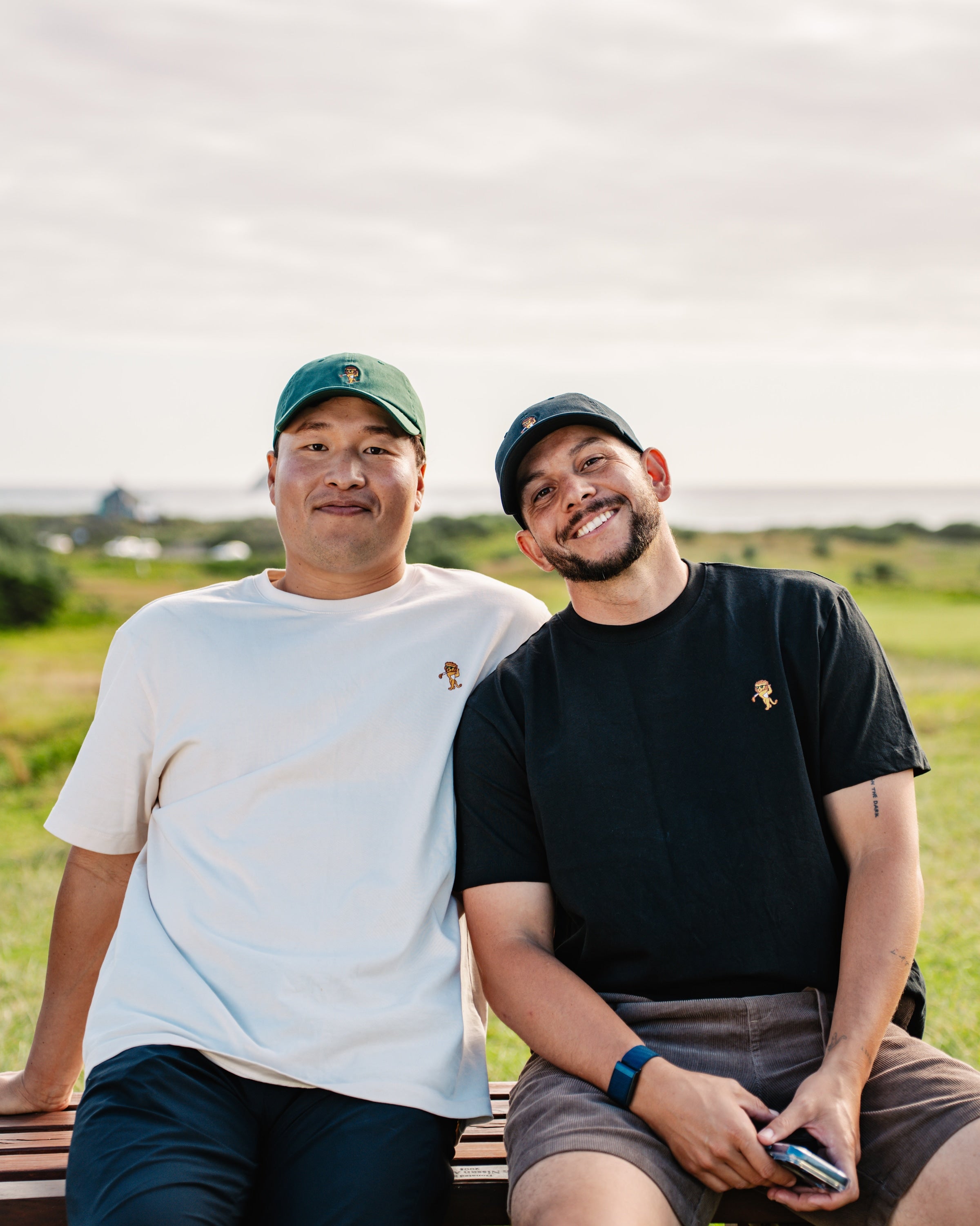 Premium T-Shirt – Ivory | Lion Collection