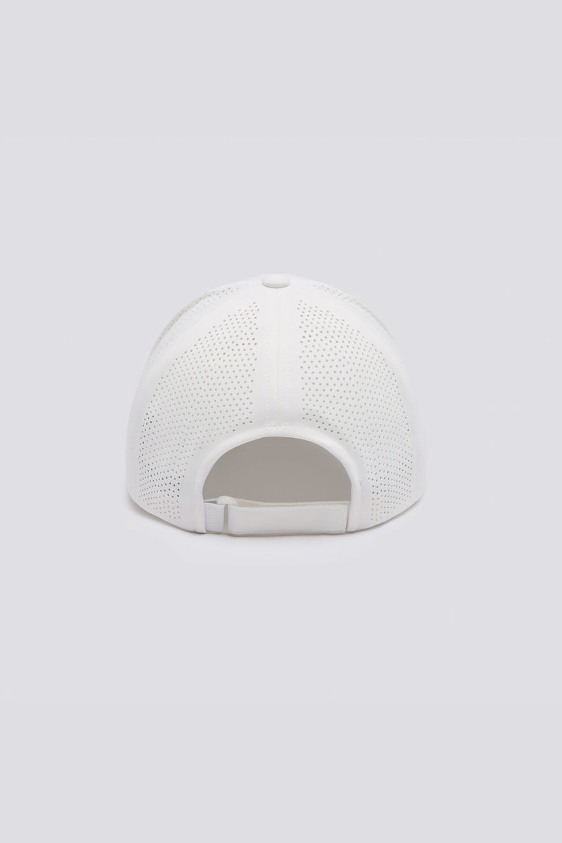 FAIRWAY CREST™ Cap