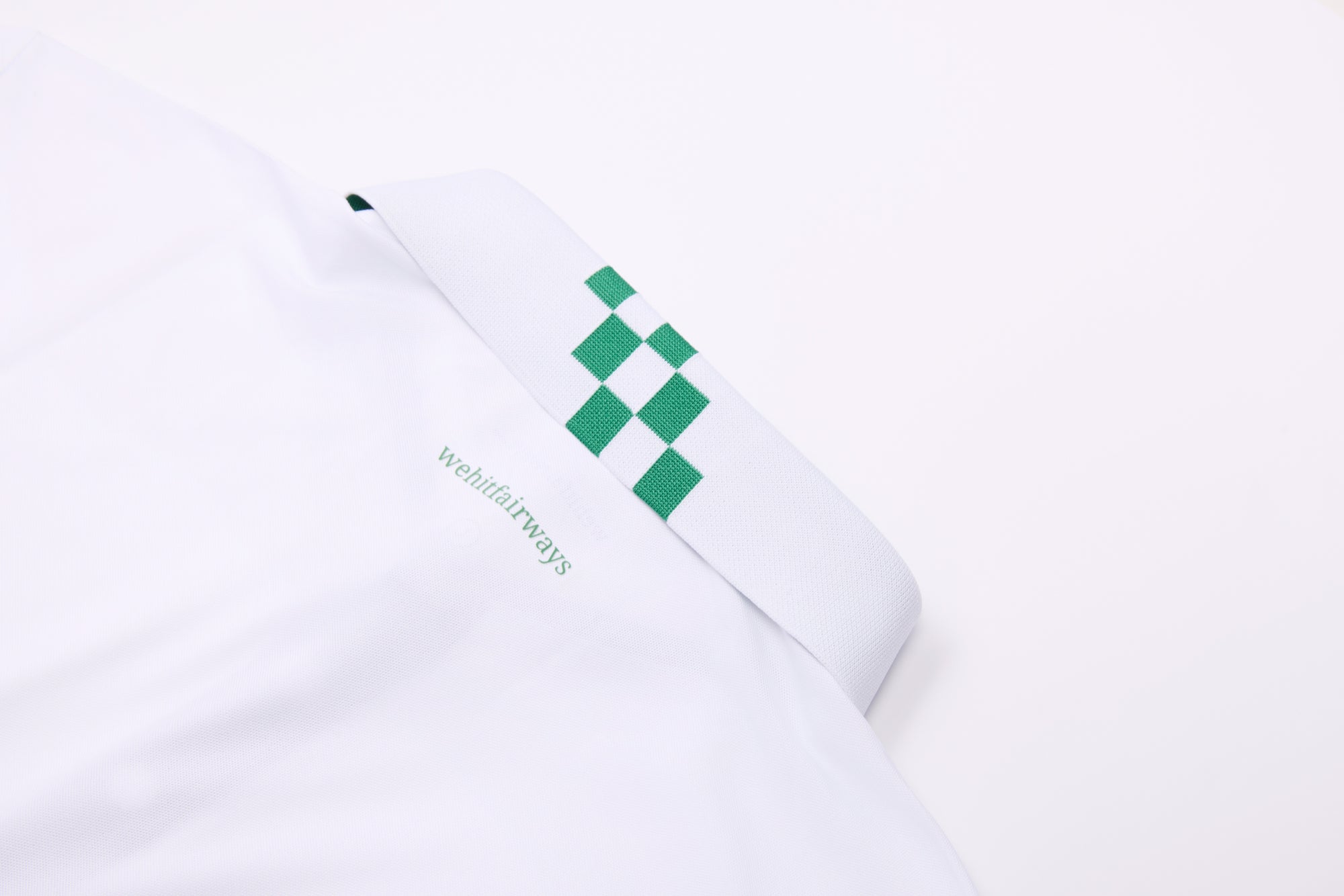 Performance Polo – Arctic White | Lion Collection